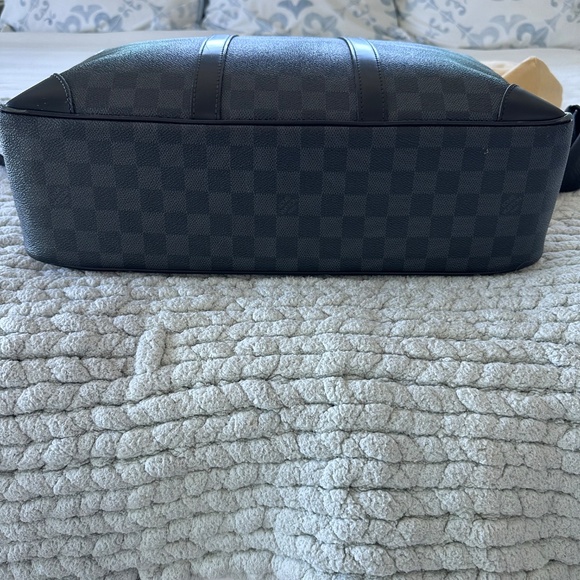 Louis Vuitton Damier Graphite Porte-Documents Voyage - Picture 9 of 12